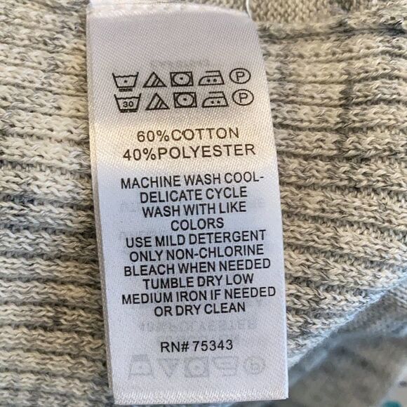 Dakini NWOT szXS heathered grey LS hoodie w/ front pockets & thumb hole sleeves - Picture 11 of 13